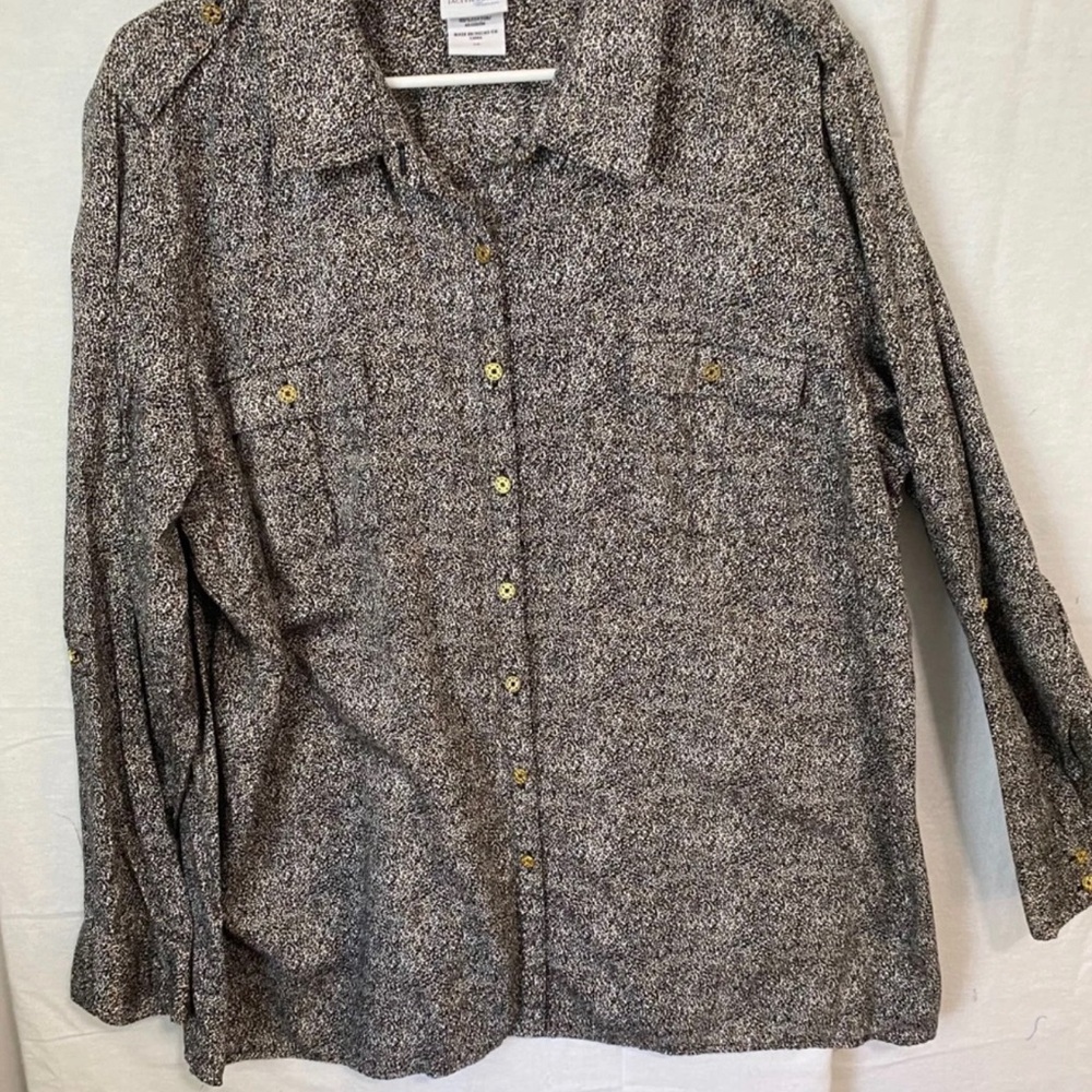 Jaclyn Smith Black and White Speckled Button-Up Blouse with Gold Buttons